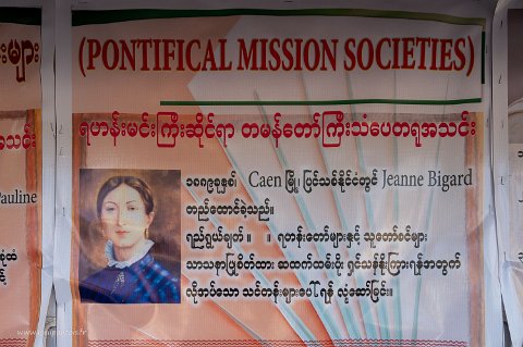 20191126__00213-173 Loikaw, à l'entrée des églises: Jeanne Bigard (caen 1859; alençon 1914) est la fondatrice de l'Œuvre de Saint-Pierre-Apôtre, consacrée à l'aide aux séminaristes...